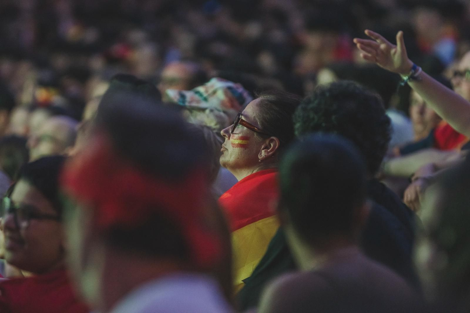 Galería | La ilusión por España en la semifinal tiñe de rojo la provincia de Ourense, en fotos