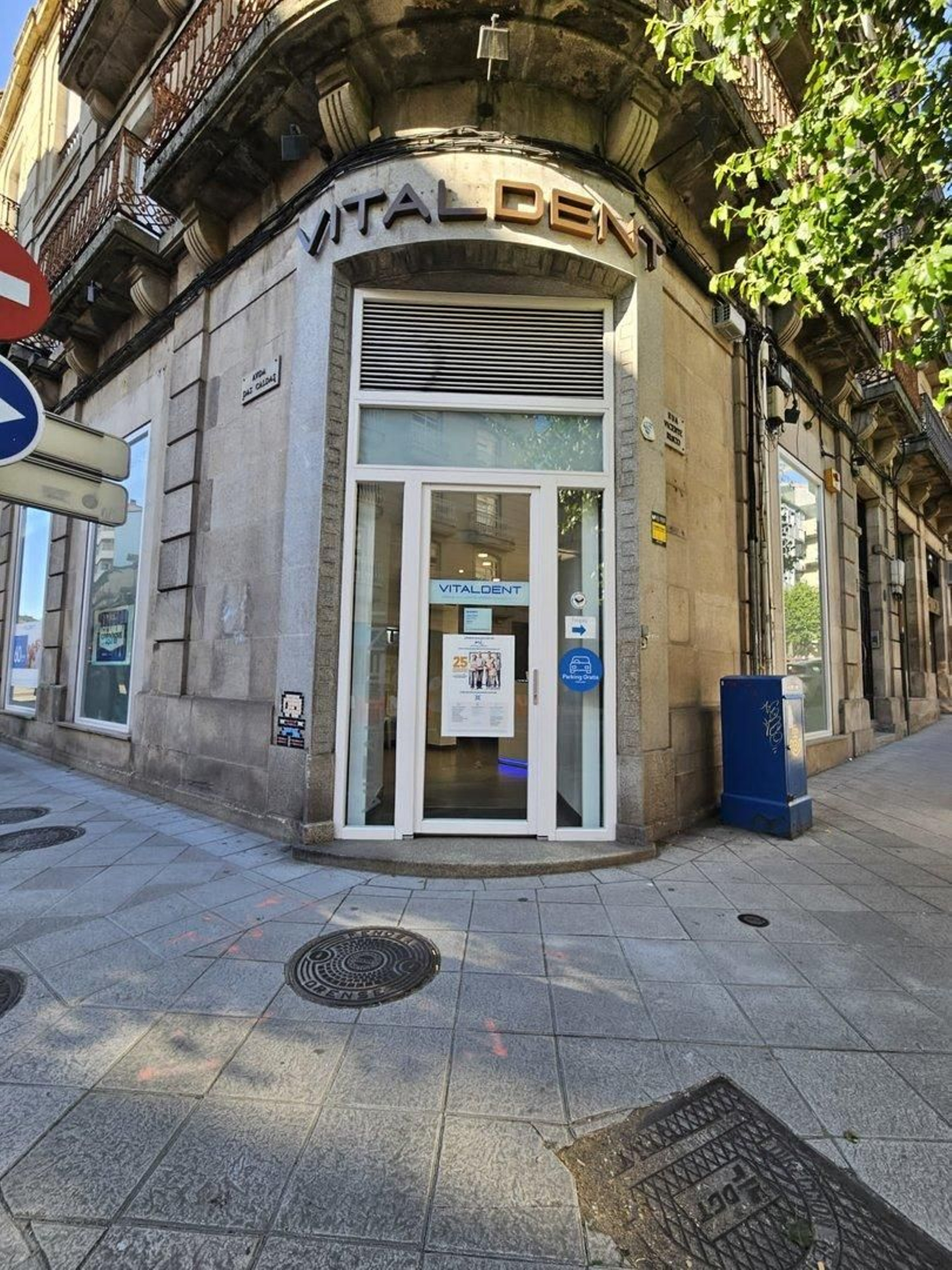La clínica Vitaldent Ourense Vicente Risco cuenta con una ubicación inmejorable.