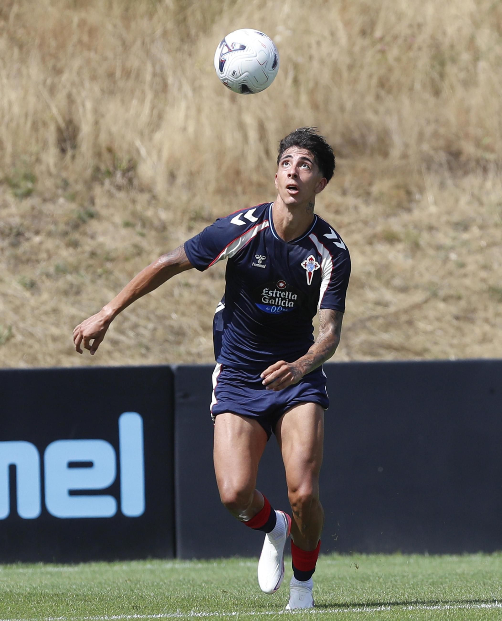 Galería | Celta Fortuna y Coruxo se miden en la pretemporada