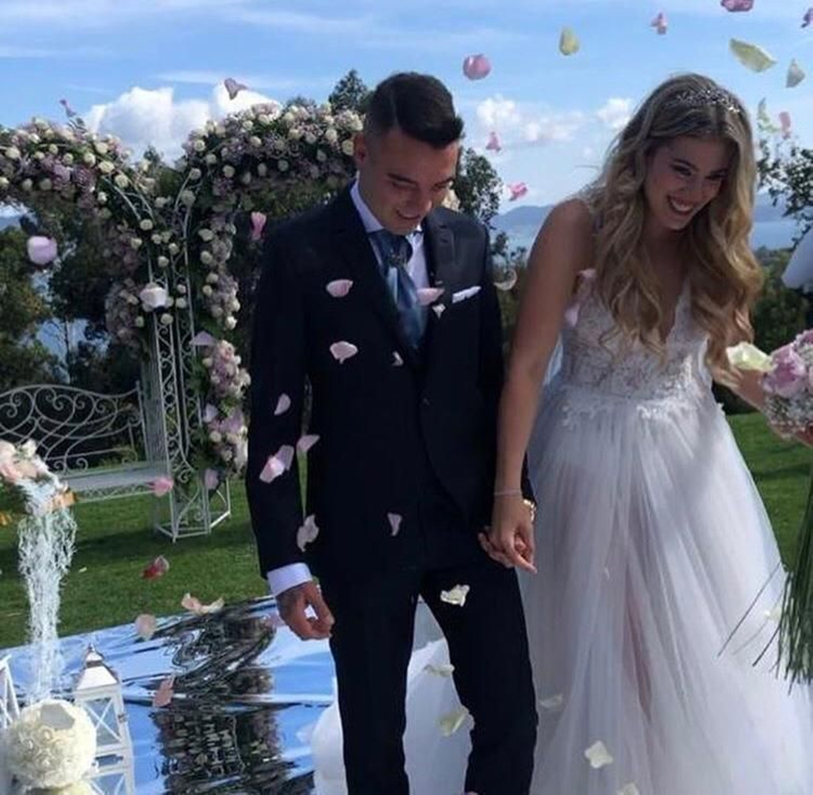 La boda de  Iago Aspas y Jenni Rueda  19