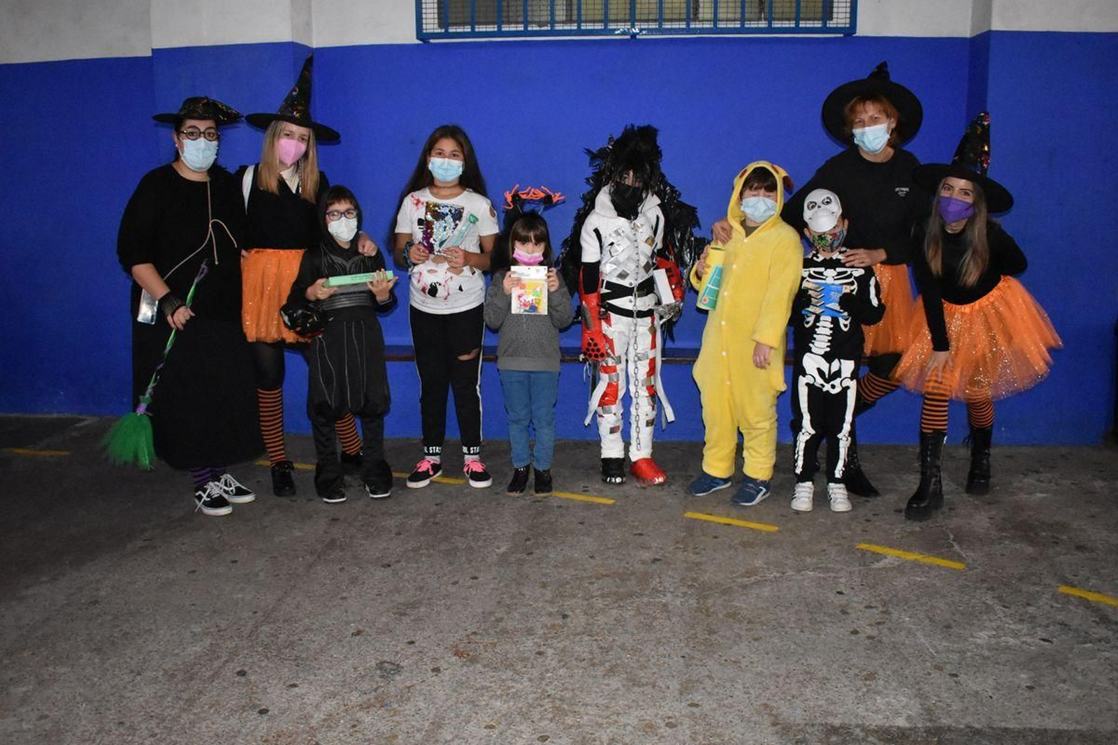 Cardenal Cisneros. As profes meigas entregaron os premios a Martín, María, Julien, Martín e Manuel.