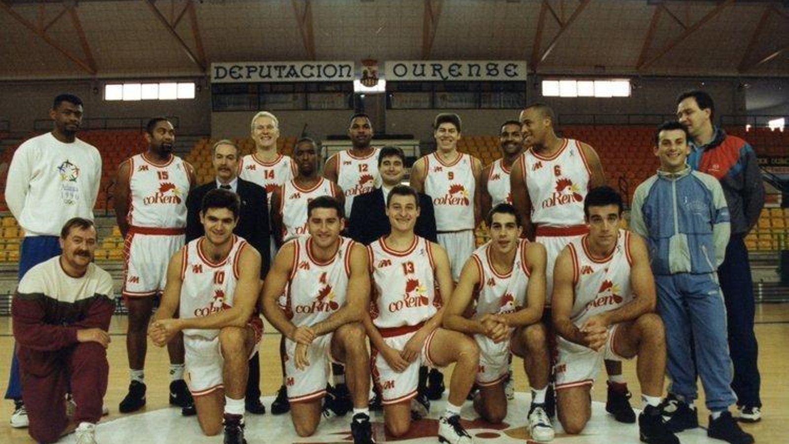 Abajo a la izquierda, como utillero del COB