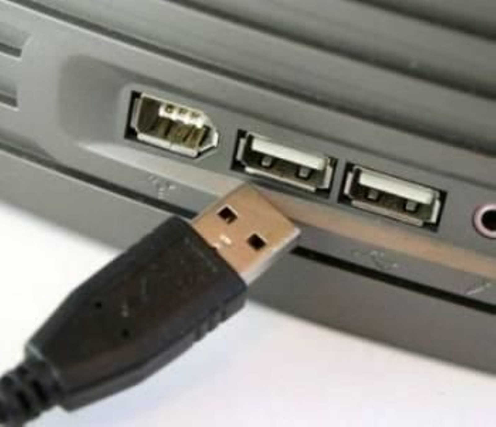 Horacio Usb Le roban el portátil y le devuelven un USB con todos los archivos