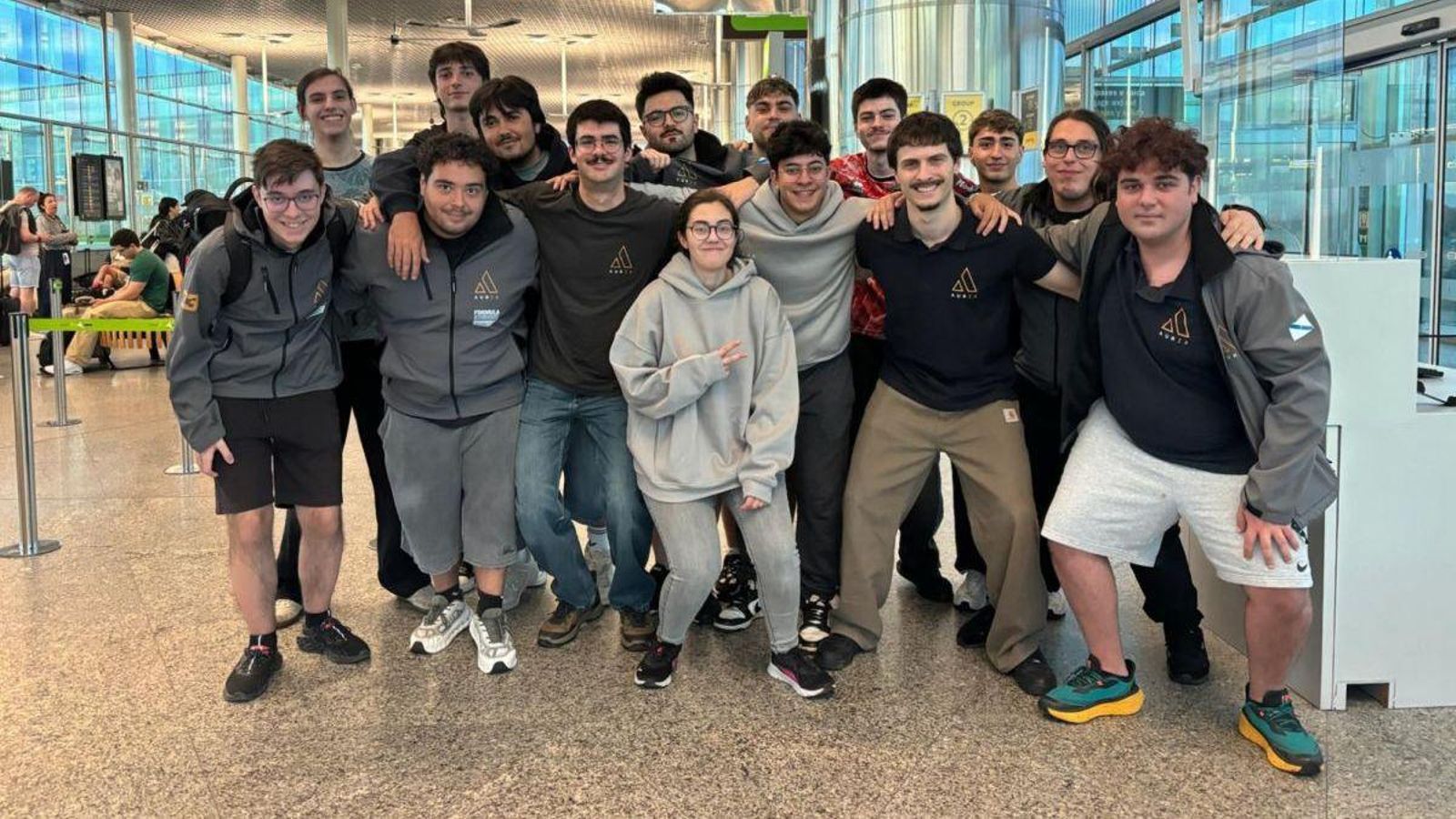 Los alumnos del Campus que viajaron a Reino Unido.