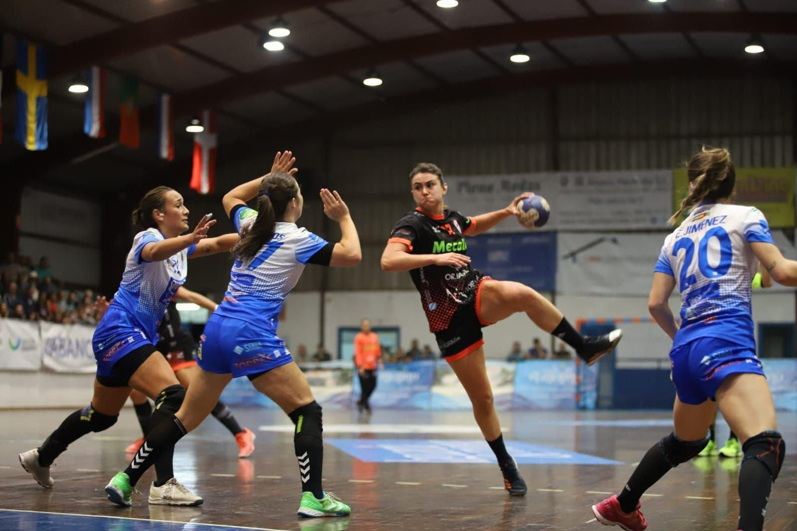 Las chicas del Guardés siguen líderes a pesar de perder el último partido.