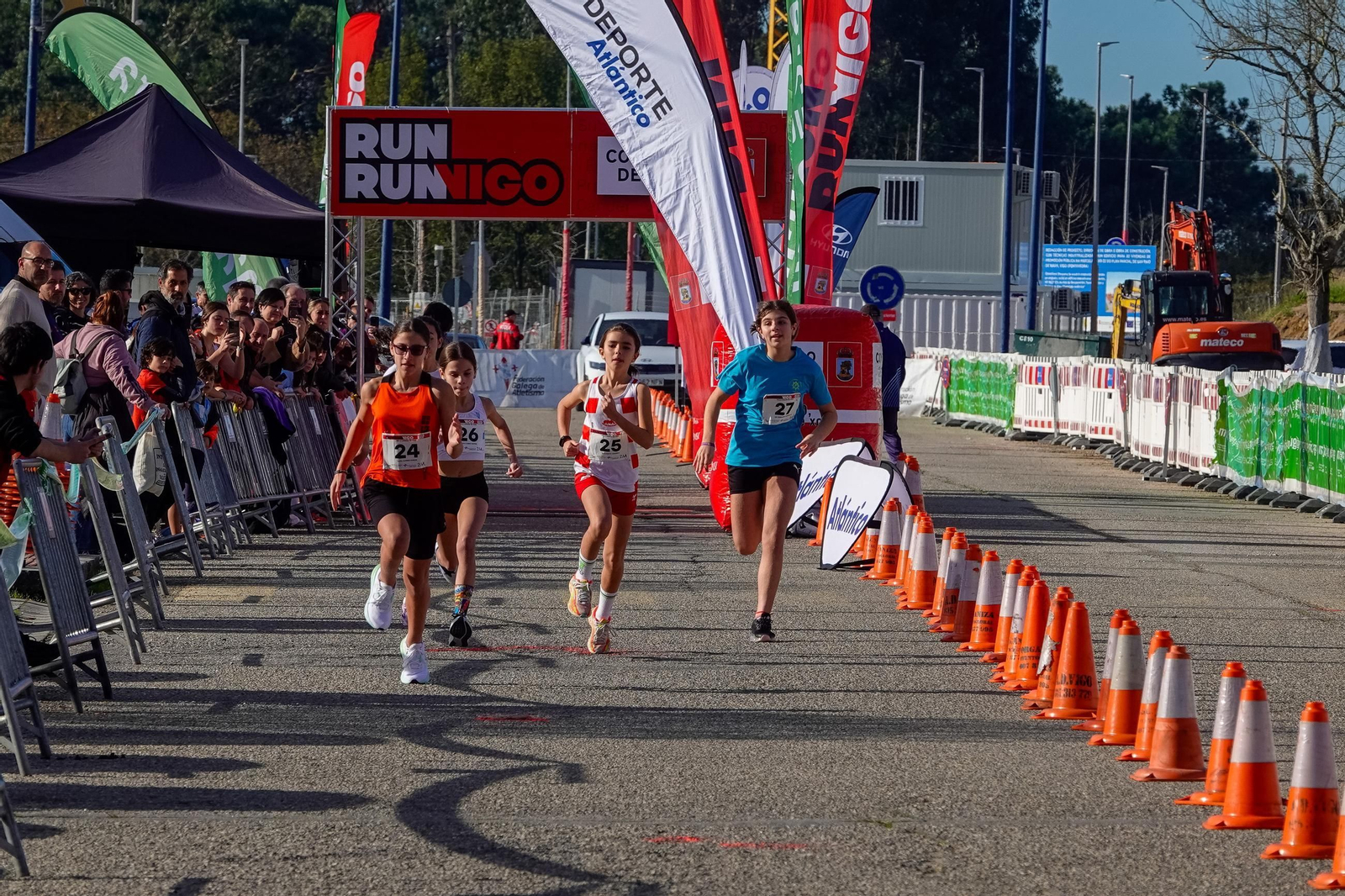 Galería | Pequeños y grandes disfrutan la Milla Cidade de Vigo con +Deporte Atlántico