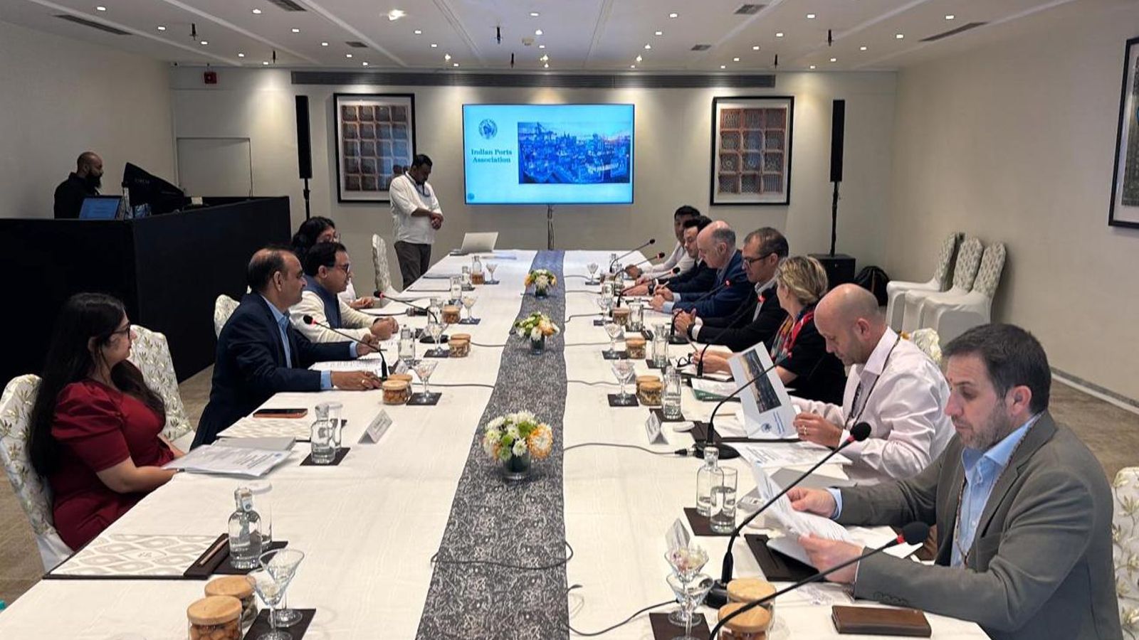 Las exportaciones andaluzas a India baten récord hasta noviembre de 2025, con un crecimiento del 17,9% interanual