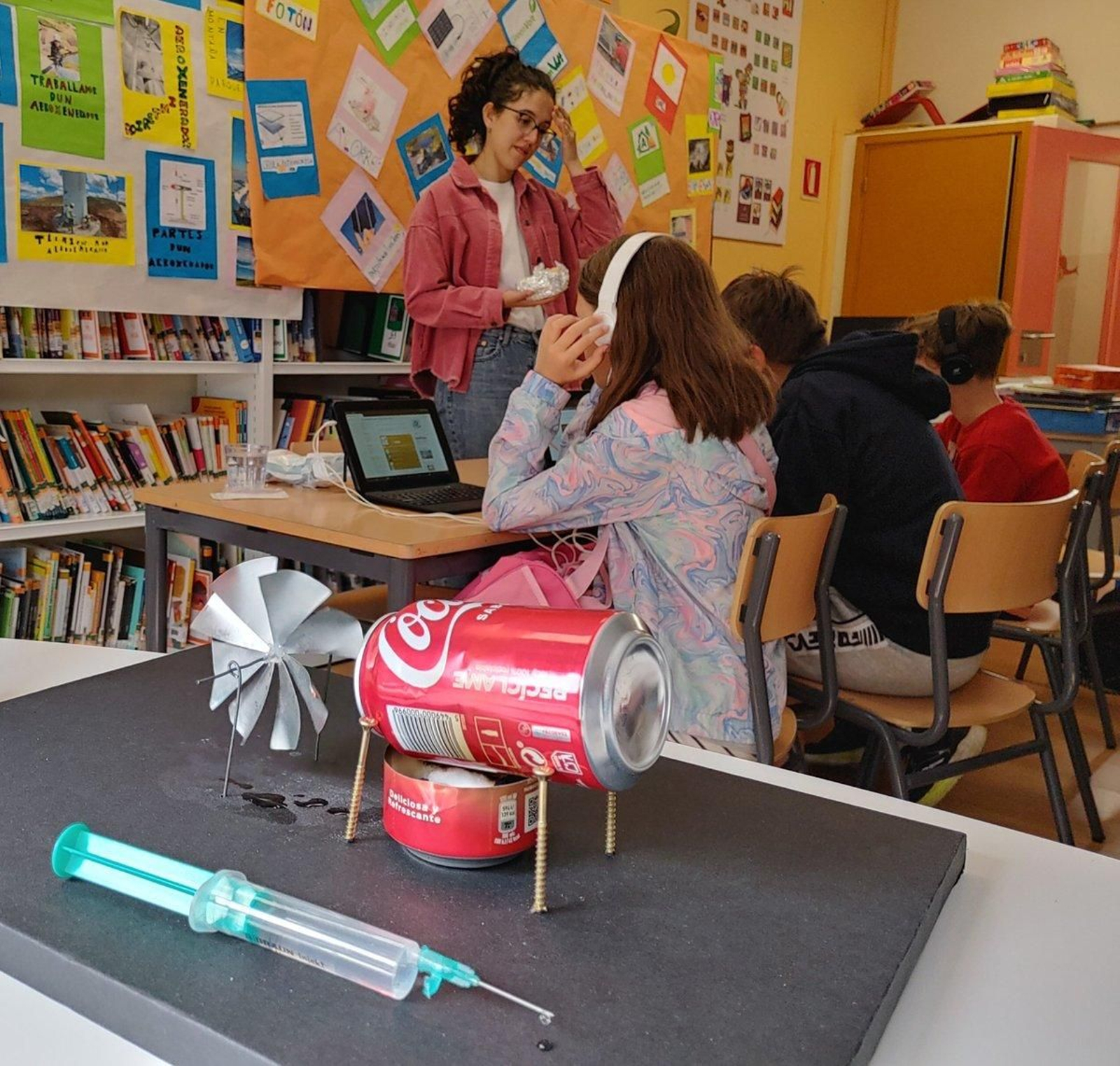 Feira de proxectos de enerxías renovables no CEIP Condesa de Fenosa do Barco.