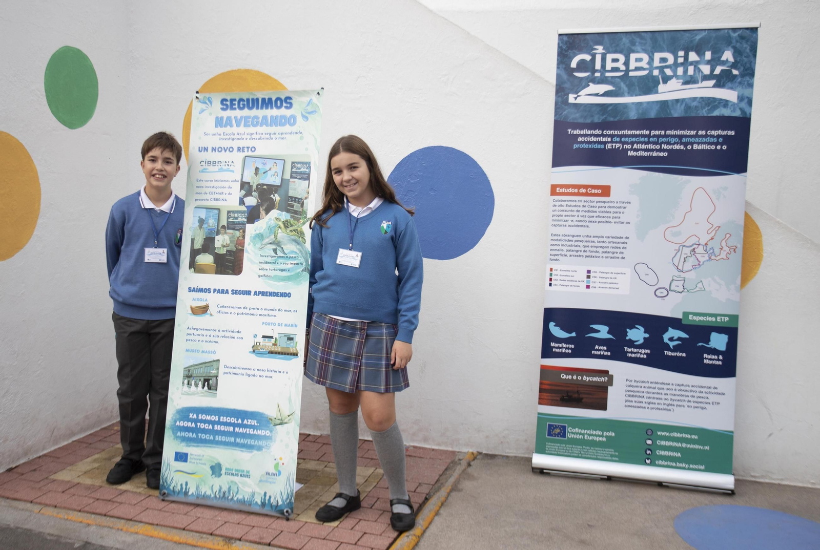 Galería | El Colegio Alba de Vigo celebra la jornada “Alba en Azul”
