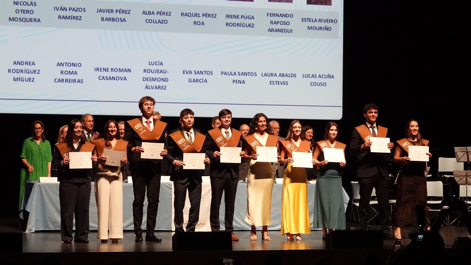 Galería | Ingeniería Industrial, la graduación más numerosa en Vigo