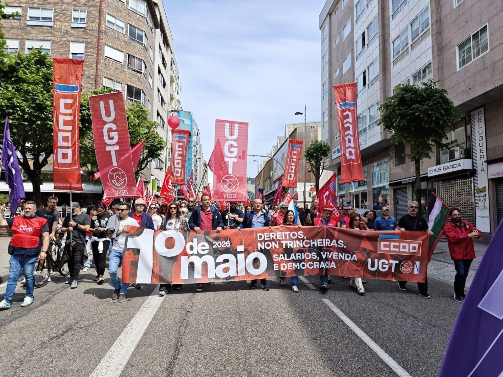 La manifestación conjunta de CCOO y UGT estrenó recorrido.