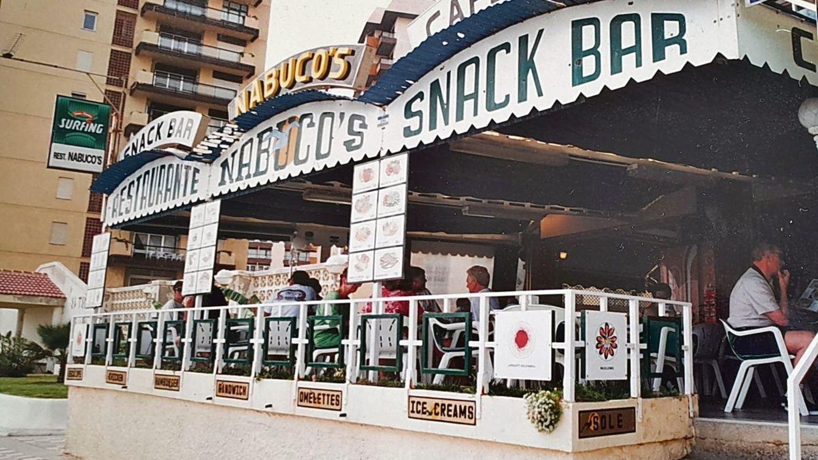 El Nabuco’s de Fuengirola, restaurante de su propiedad desde 1987.