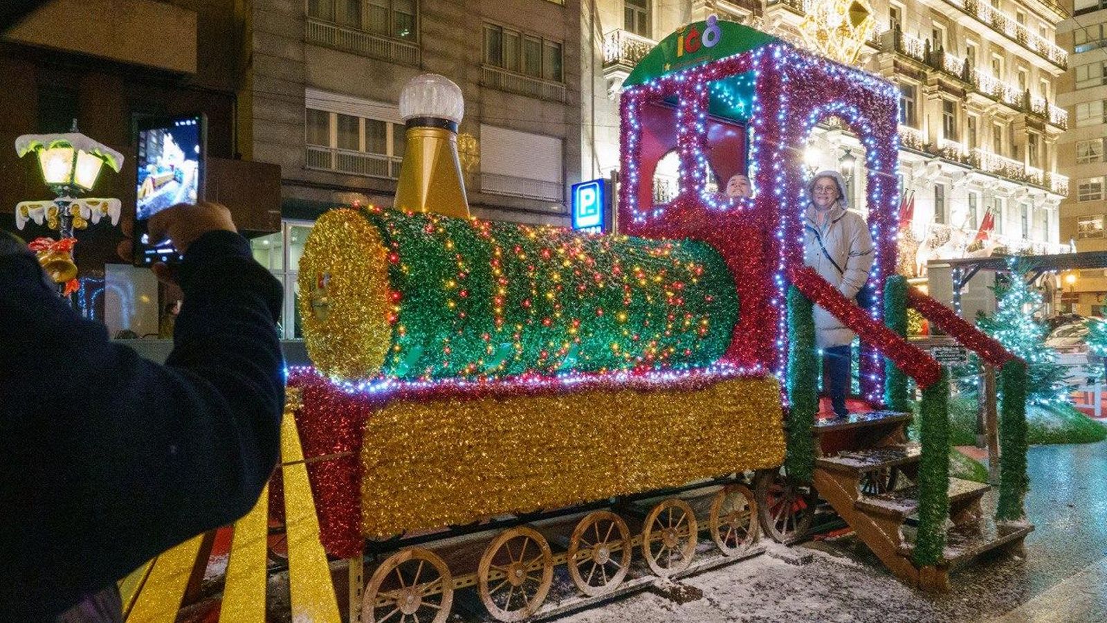 Galería | Vigo se ilumina con las luces de Navidad 2025