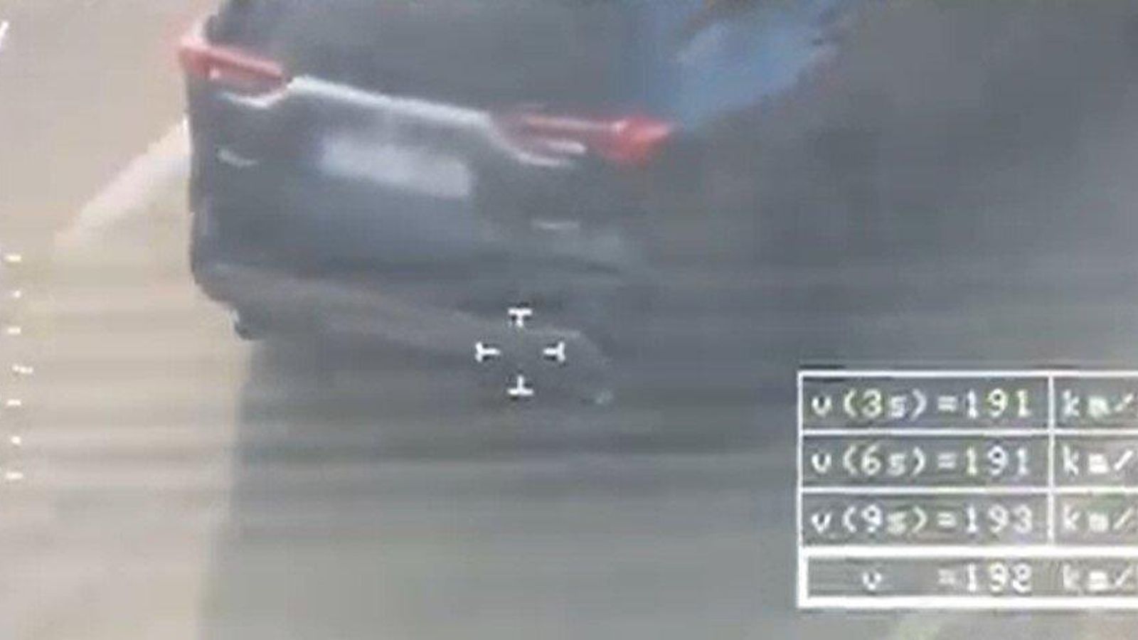 Coche superando los límites de velocidad en Palencia.