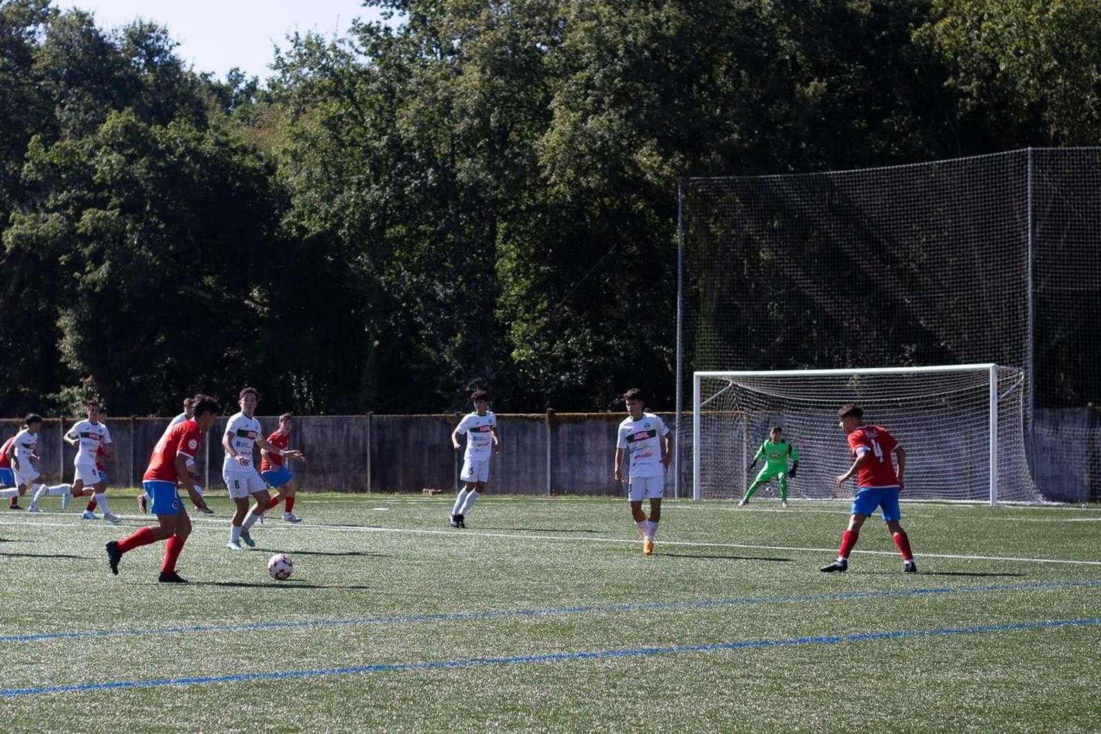 Uno de los momentos del partido
