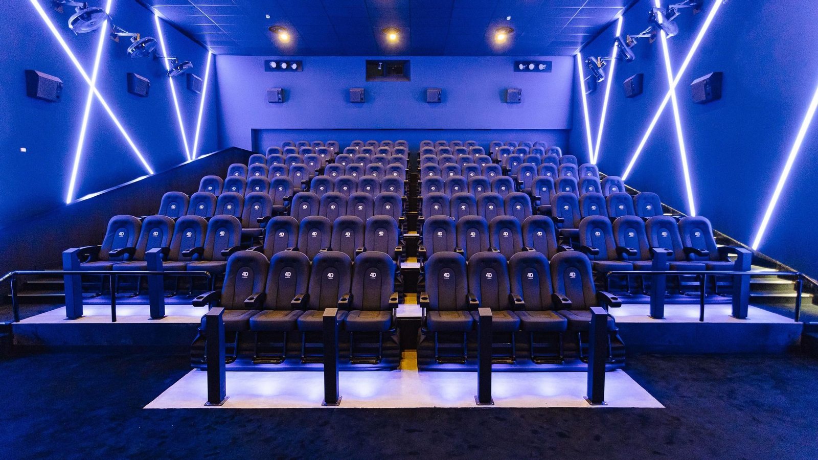 Una sala de OCine con el sistema 4D E-Motion.
