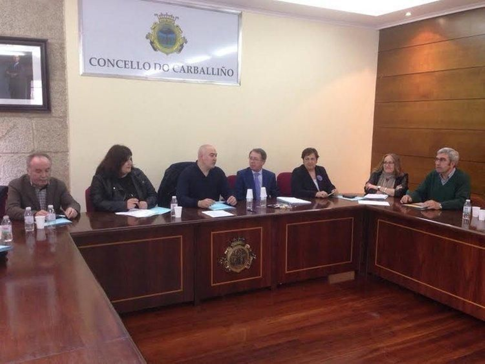 O xurado do Premio Antón Losada Diéguez reuniuse onte no salón de plenos do Concello do Carballiño