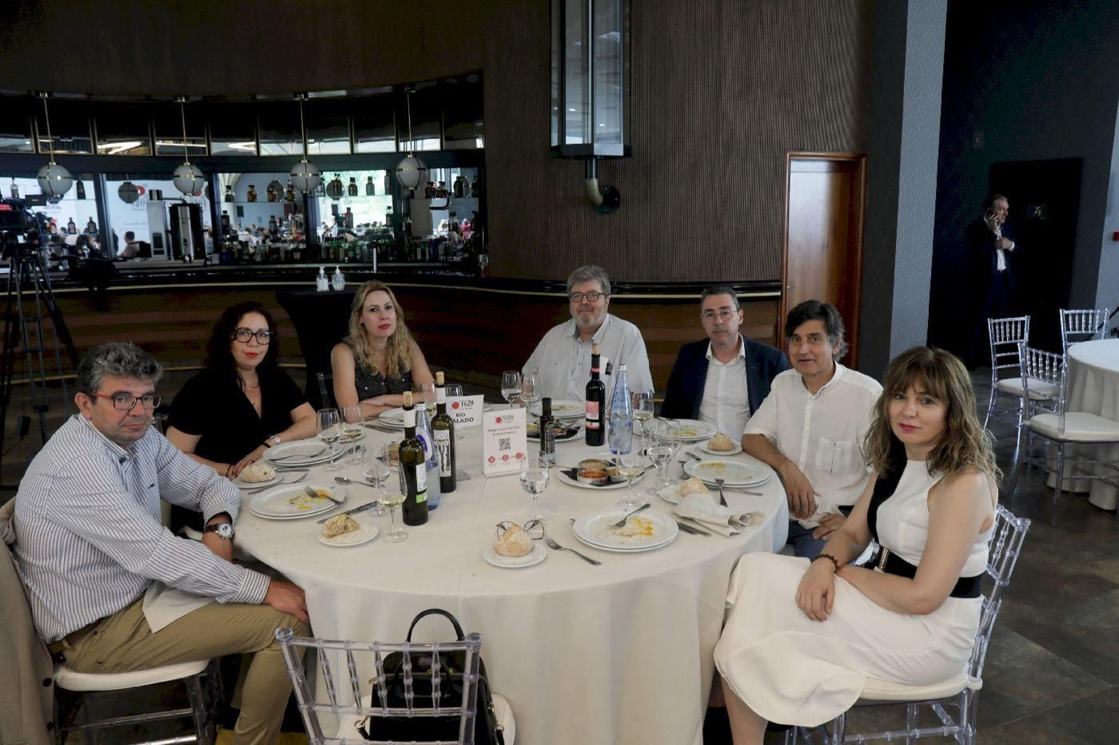Río Valado: 
Álvaro Vila, alcalde de Taboadela; Carmen Docampo, Agalterra; Mercedes Tamayo, Agalterra; Rafa García, Deintur;Quique Rodríguez, coordinador de Telemiño; Casiano Vázquez, Clínica Casiano; Monchi Sánchez, La Región. 
Foto: José Paz.