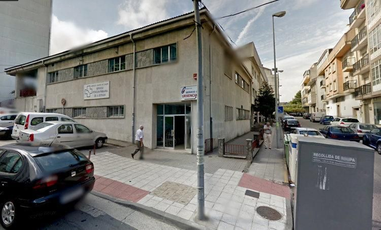 Uno de los accesos al centro sanitario de A Estrada