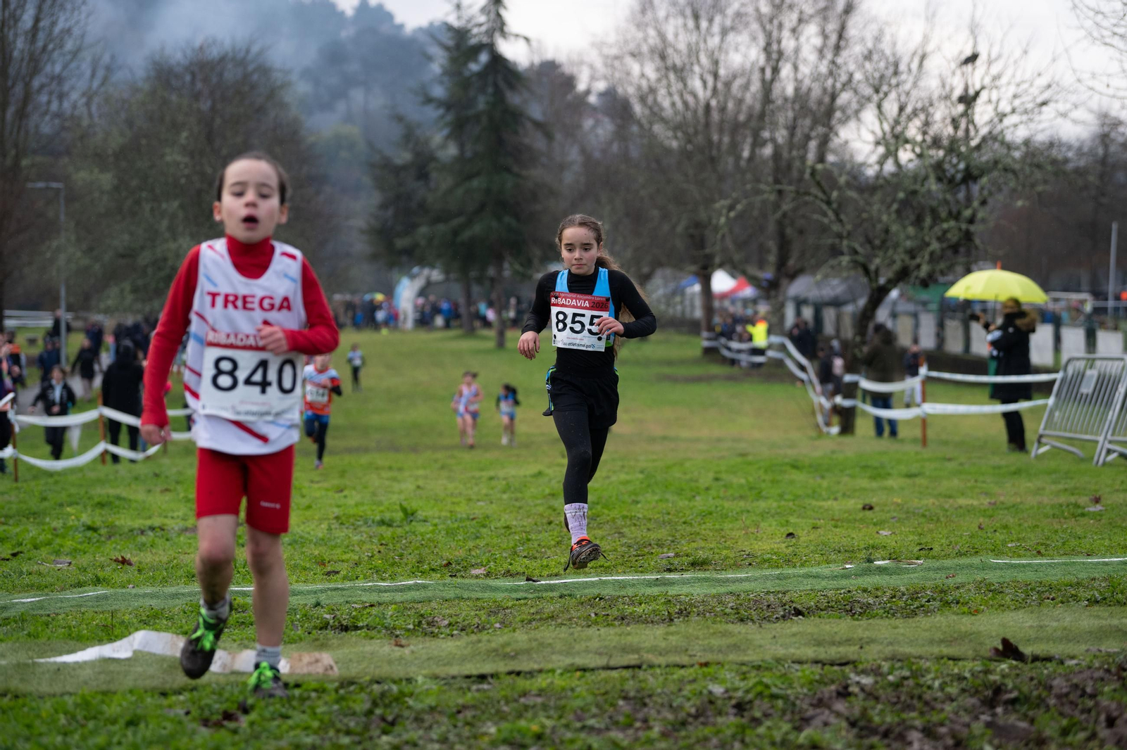 Galería | El Cross gallego disfruta en Ribadavia