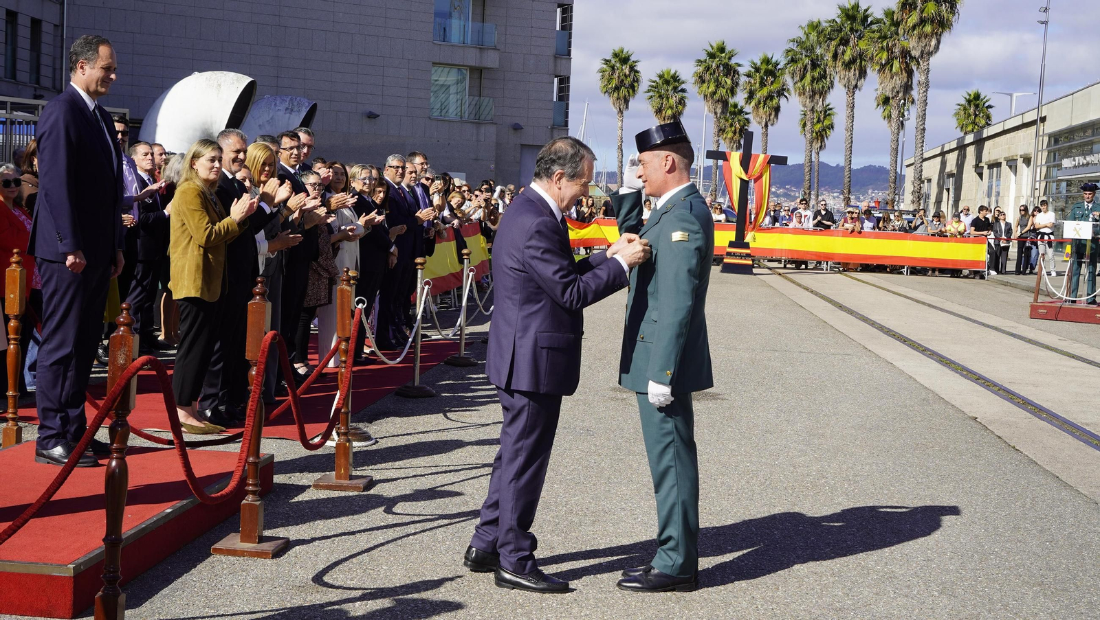 Galería | La Guardia Civil celebra el Día del Pilar en Vigo