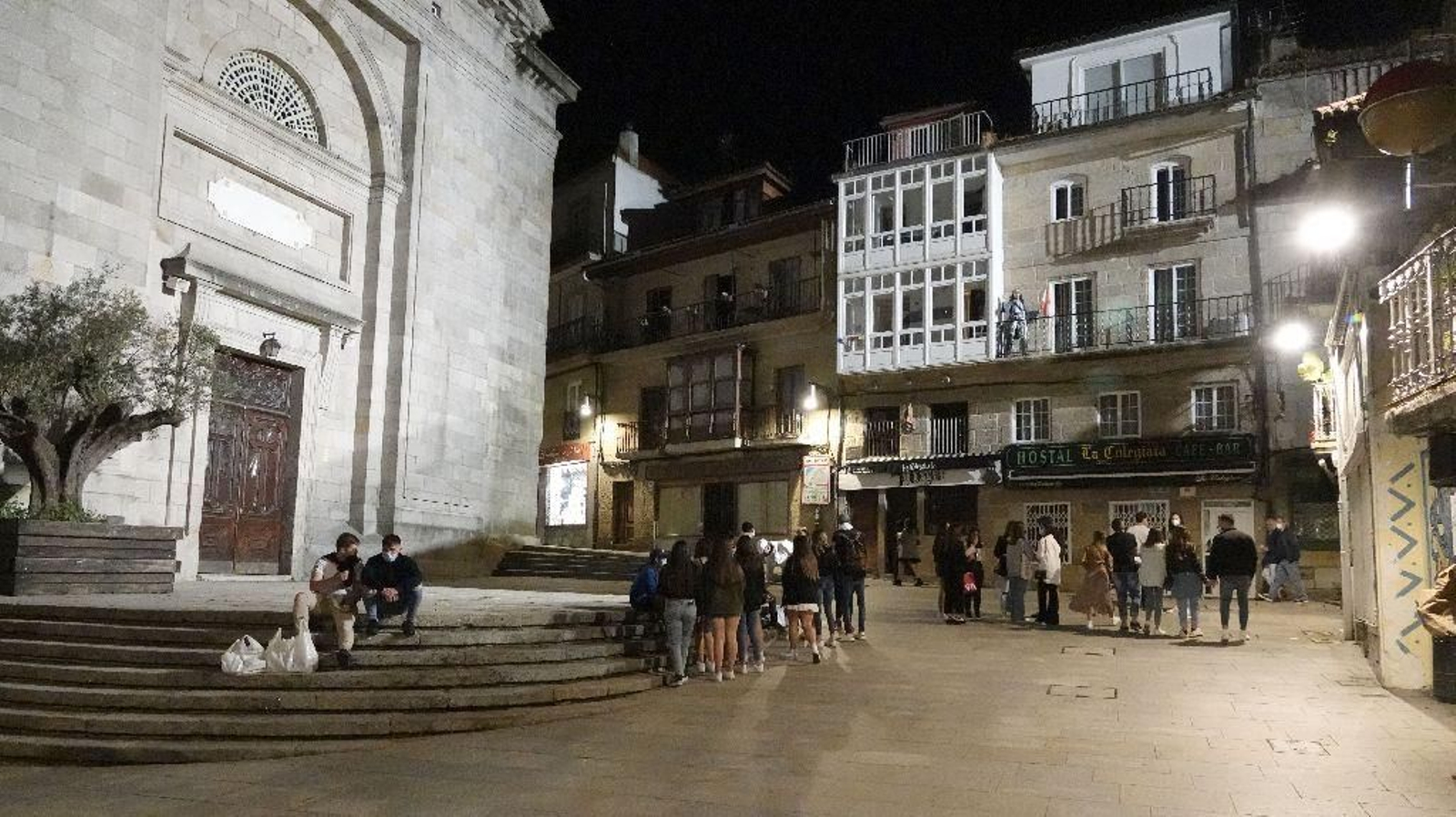 Primera noche sin estado de alarma en Vigo _ Vicente 30