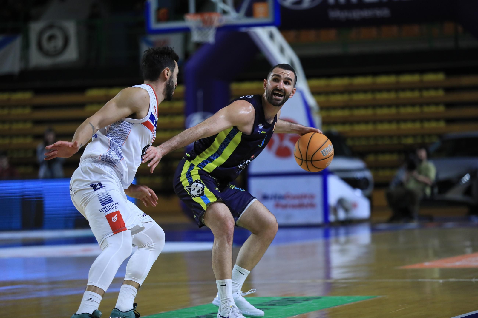 Galería | El Pazo, a reventar para el derbi COB-Obradoiro