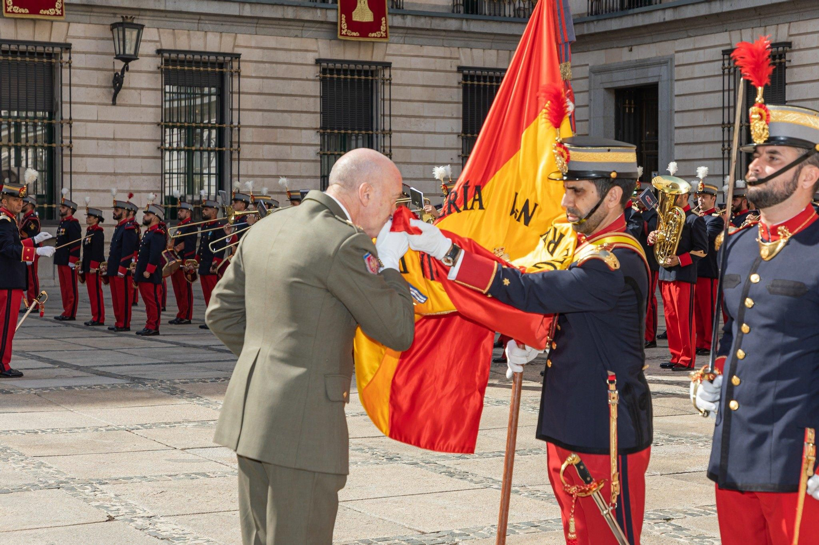 Foto de archivo de una jura de bandera.