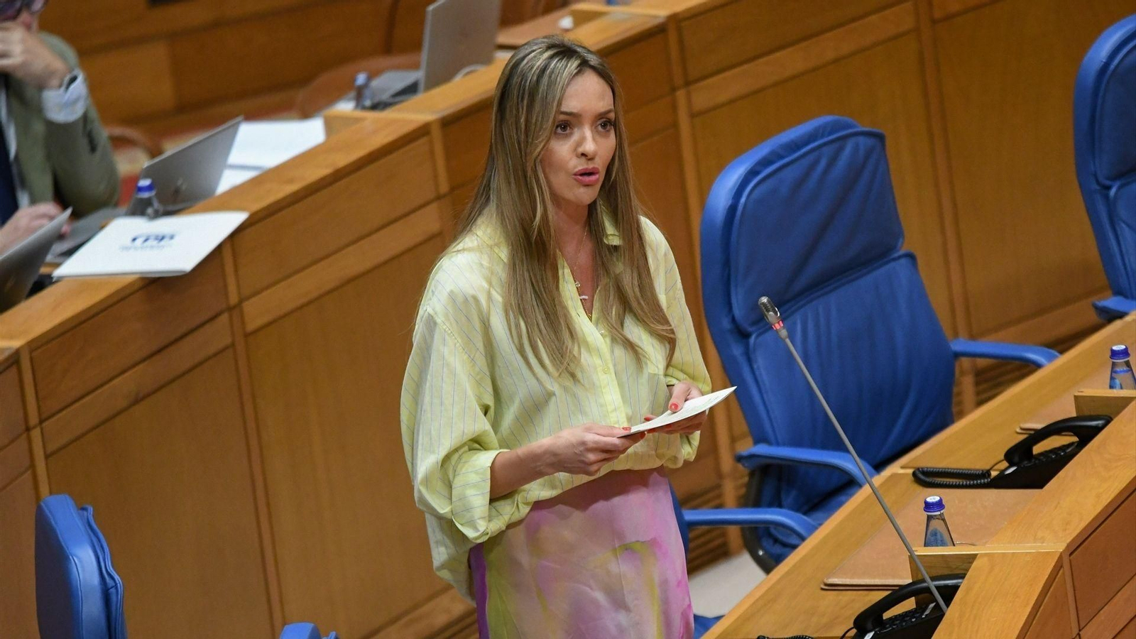 Fabiola García, durante un debate en el Parlamento gallego.