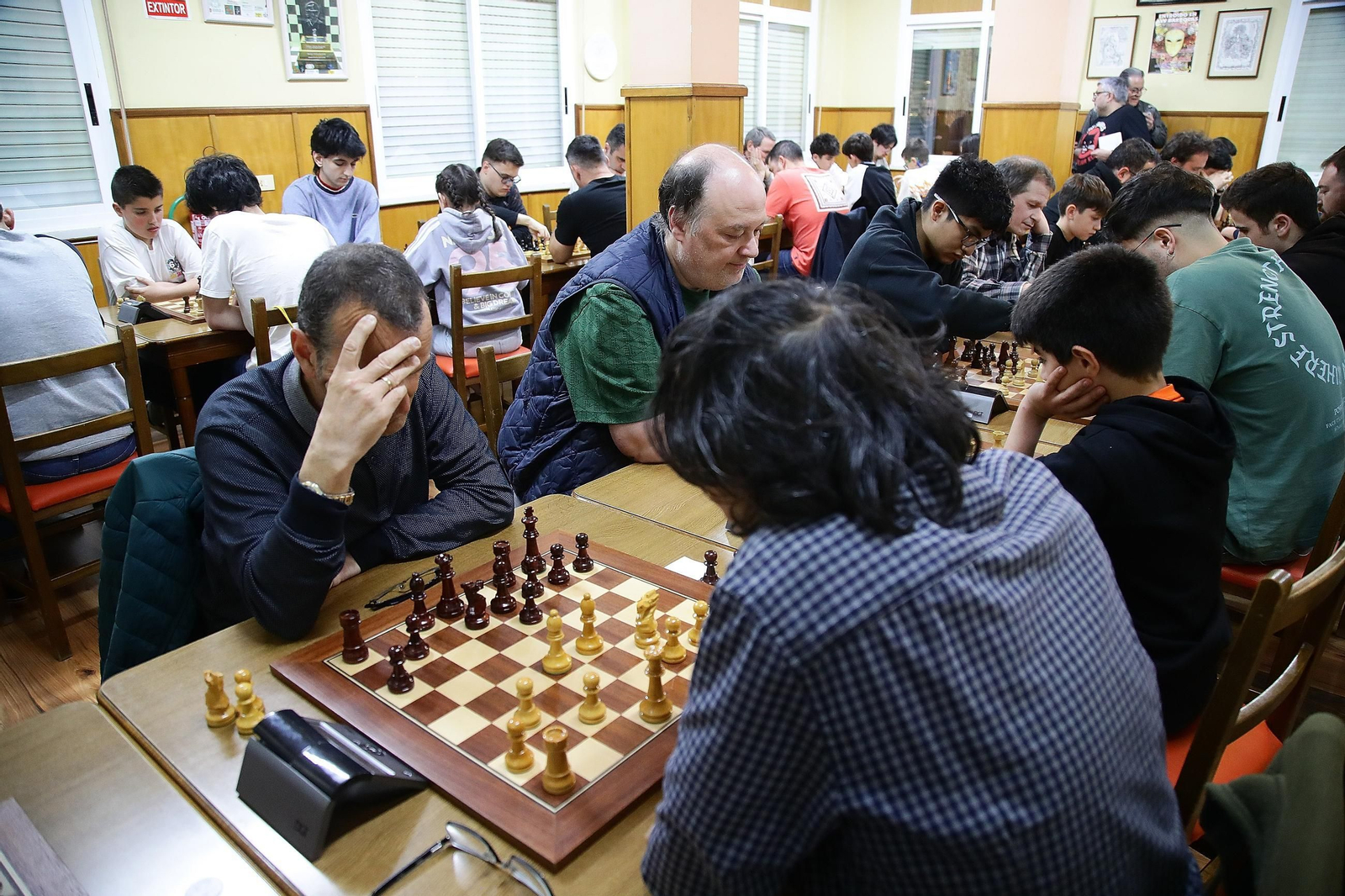 Galería | El ajedrez conquista Barrocás durante la Semana Santa
