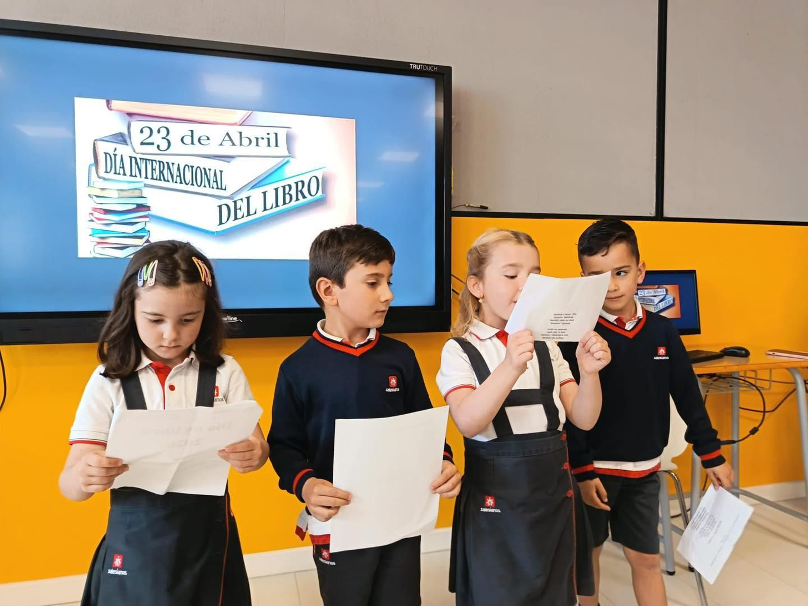 O Día do Libro no colexio Salesianos
