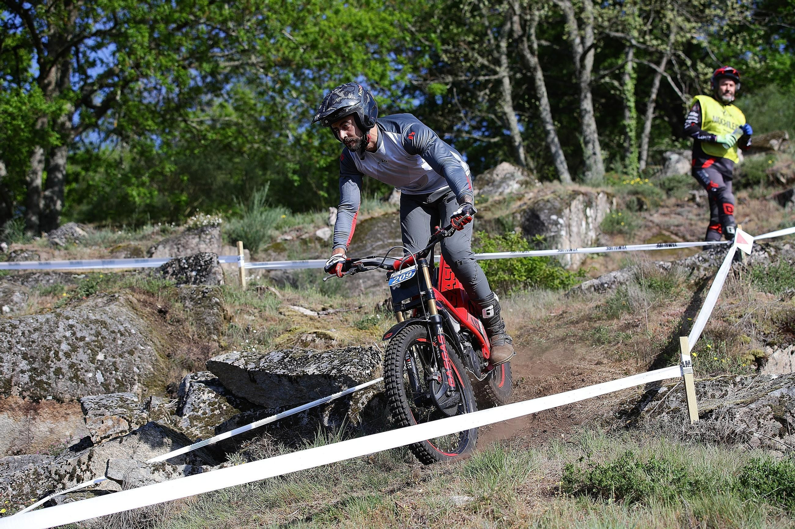Galería | Así arrancó el Campeonato Gallego de Trial en Vilar de Barrio, en imágenes
