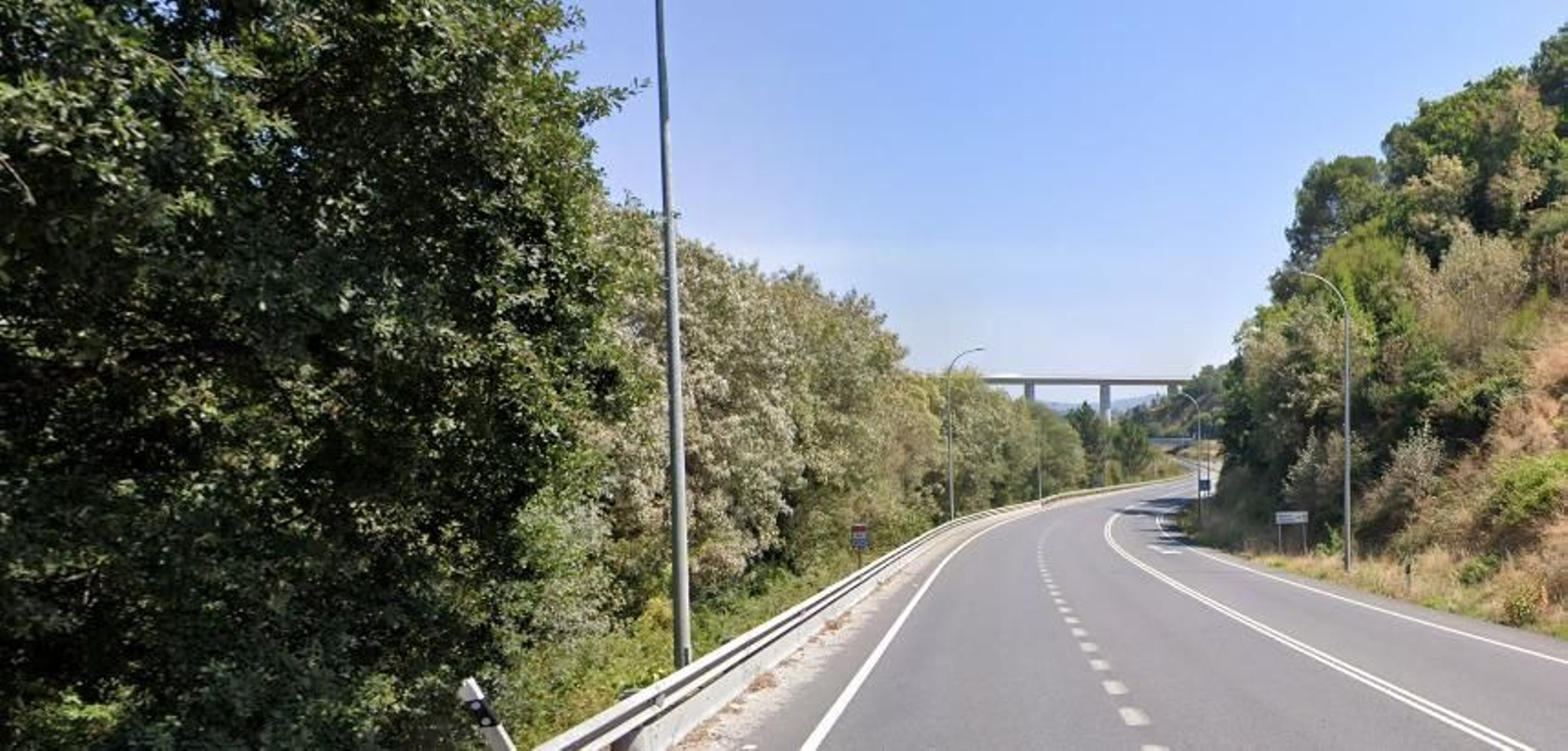 N-525 a su paso por San Cibrao.