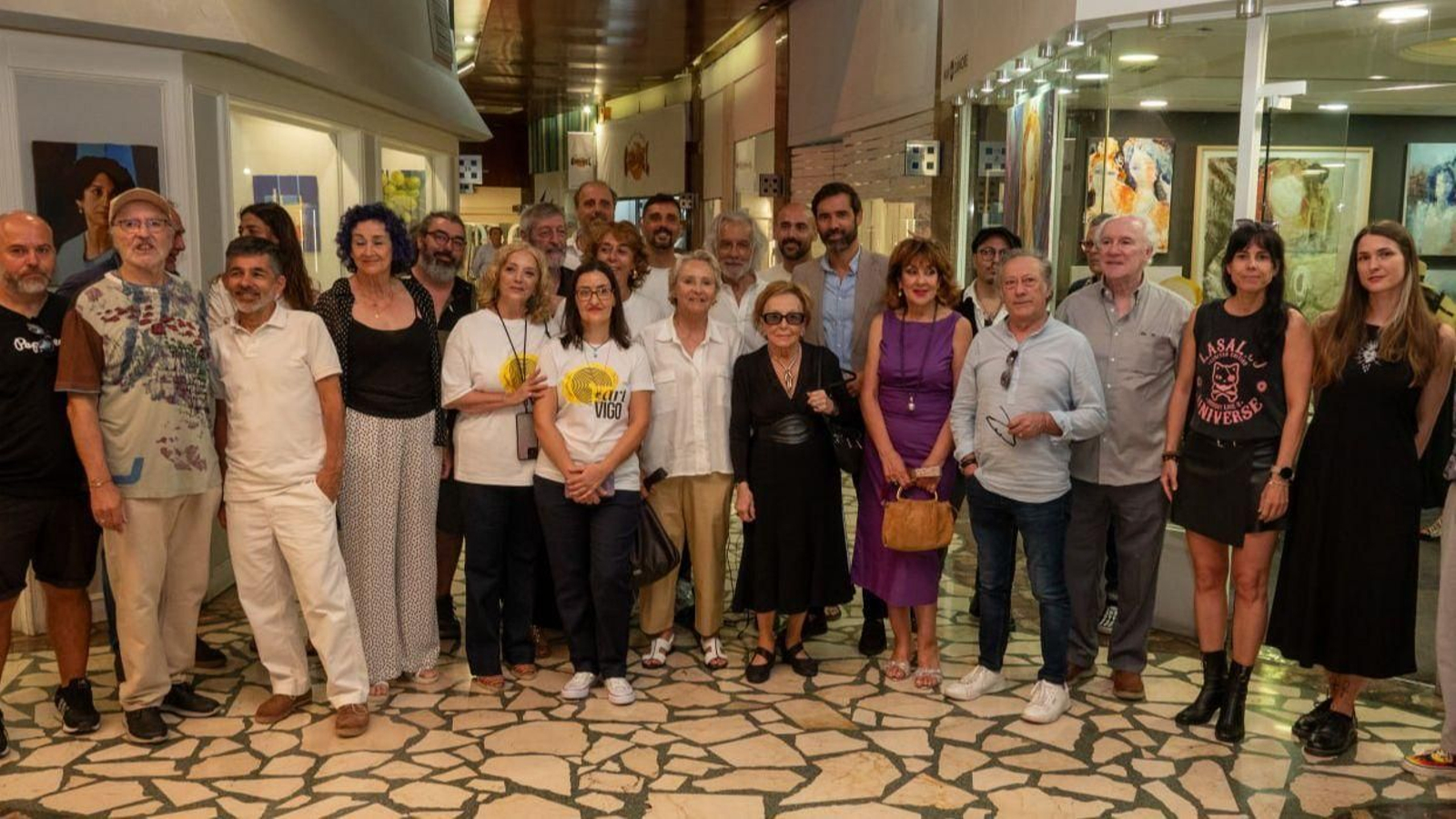 Los artistas de #ArtVigo expondrán su obra en las galerías Durán todo el mes.