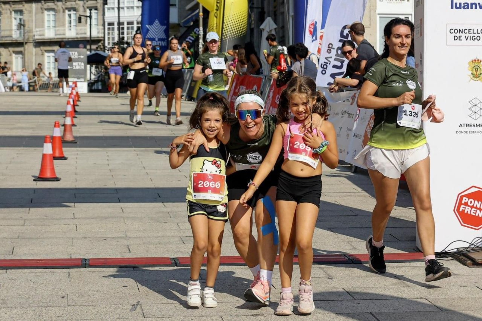 Galería | Mario Rodríguez y Mar Sola conquistan la Ponle Freno de Vigo