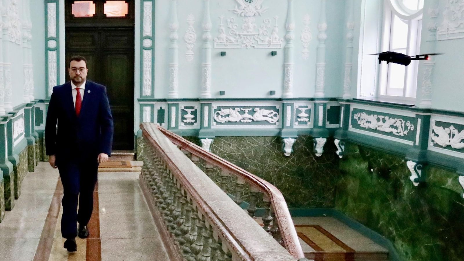 Barbón durante la grabación del mensaje de Fin de Año