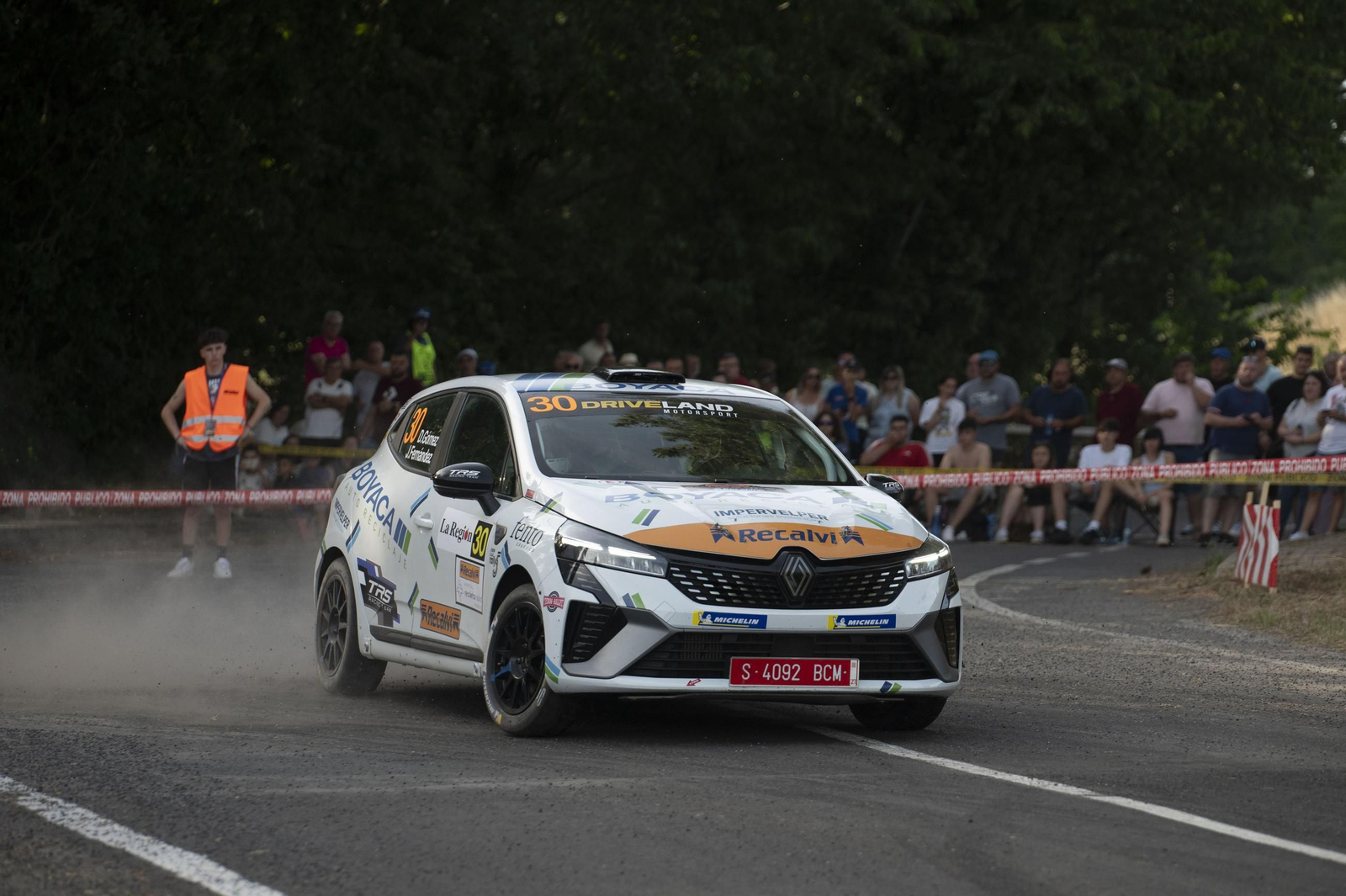 Galería | El tramo San Amaro-Cenlle estuvo lleno de velocidad en el Rally de Ourense, en fotos