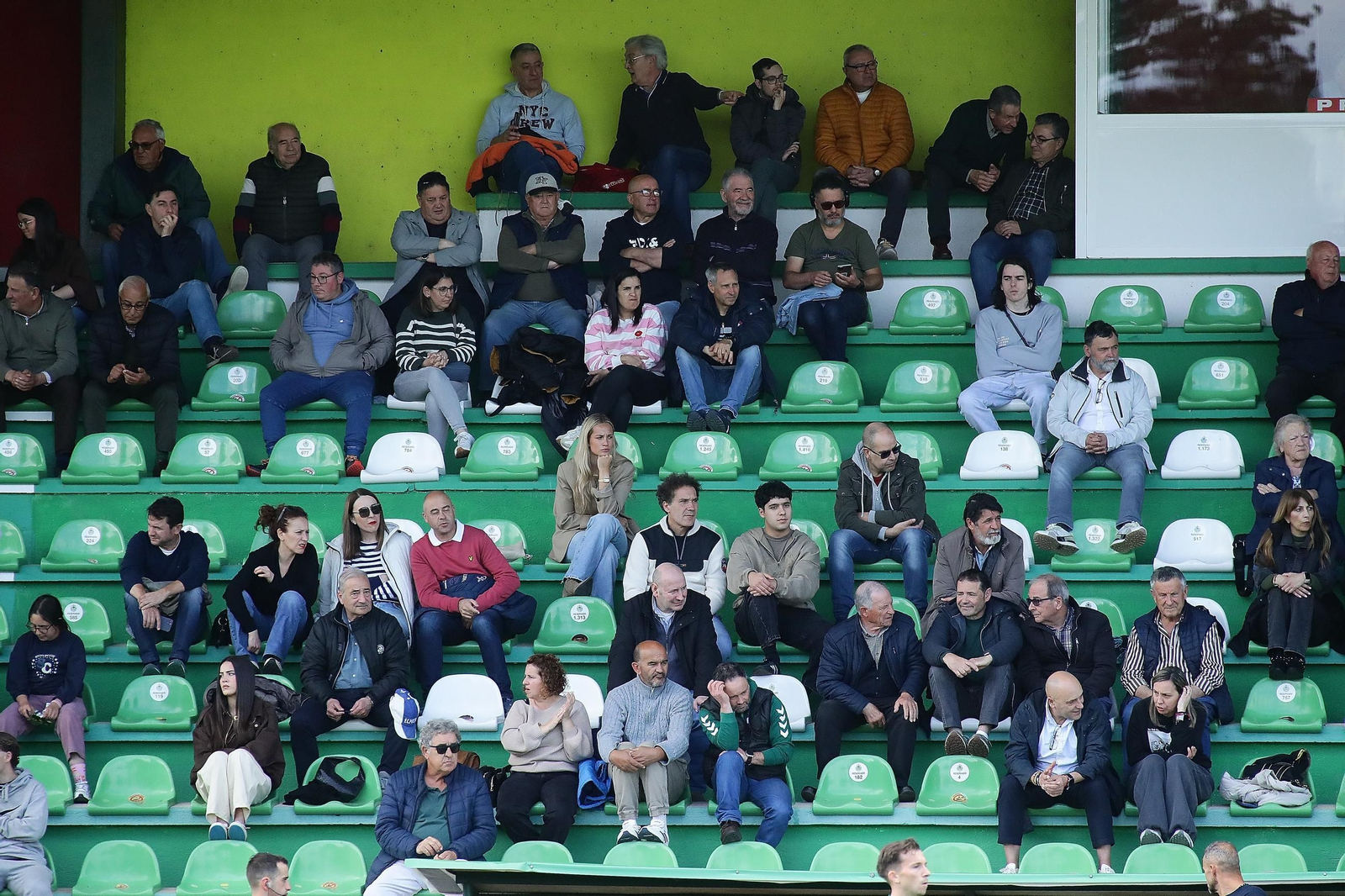 Galería | Espiñedo despide al Arenteiro con una derrota