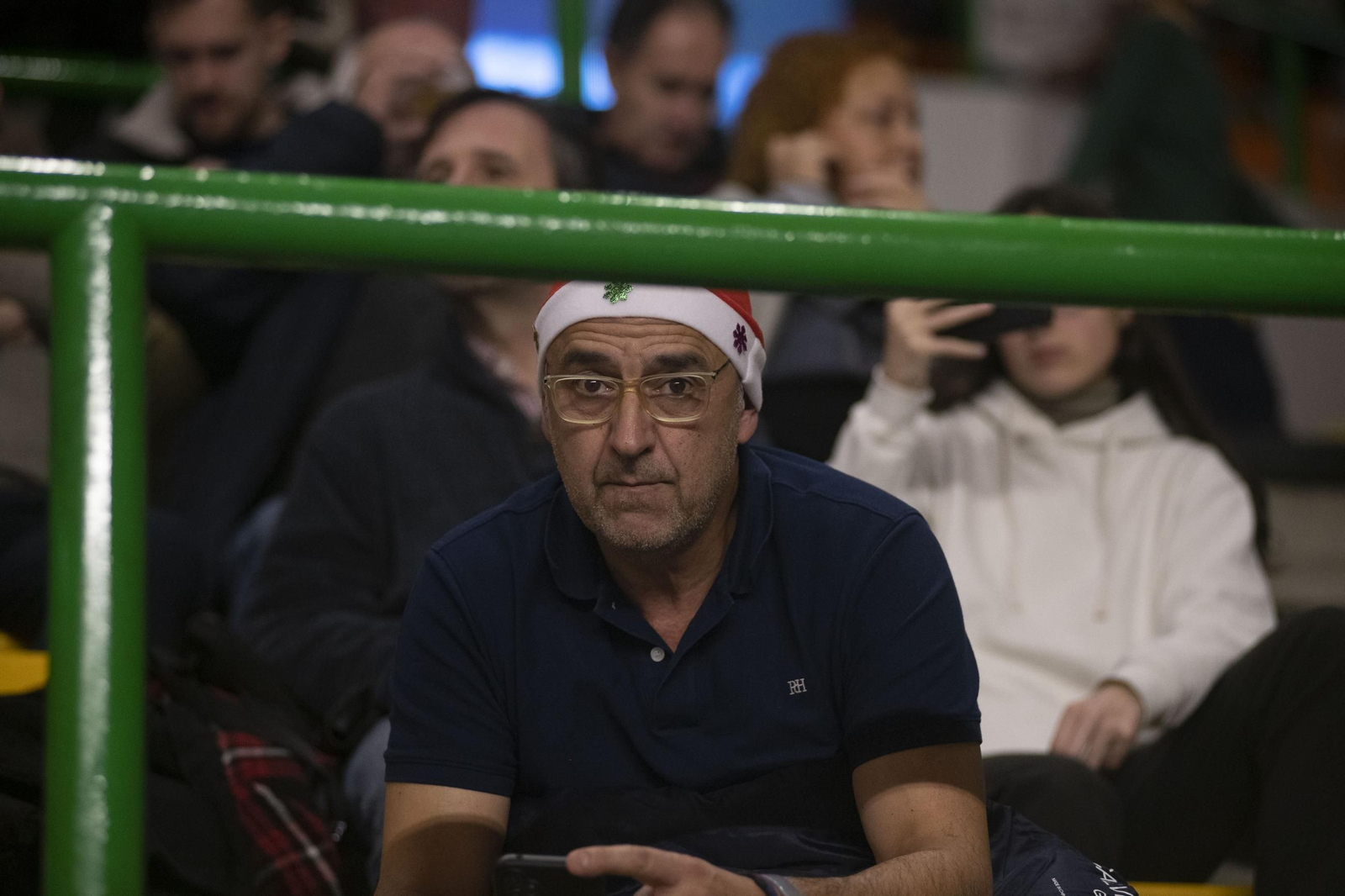 Galería | El Pazo se llena de Navidad en la primera derrota del COB como local