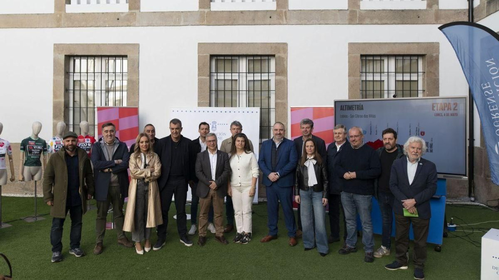 El Pazo Provincial acogió la presentación de la segunda etapa de La Vuelta Femenina.