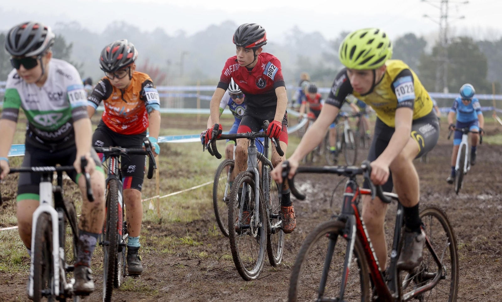 Galería | El ciclocross toma Porriño con una prueba puntuable de la Copa Galicia