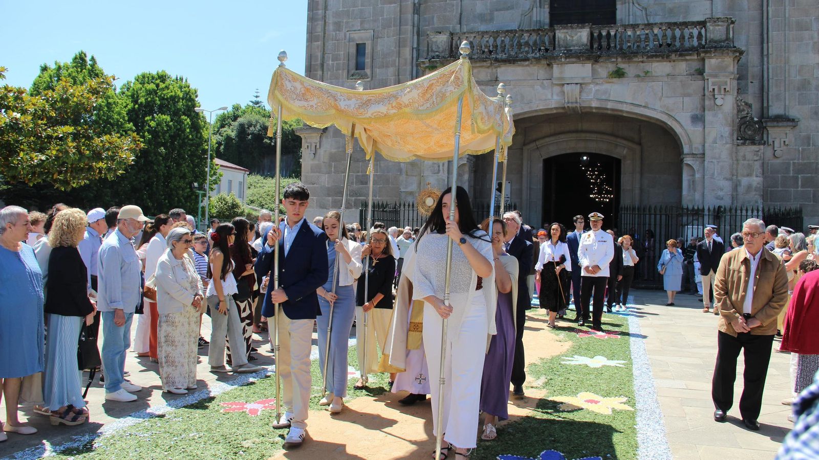 Procesión del Corpus Christi en Marín.