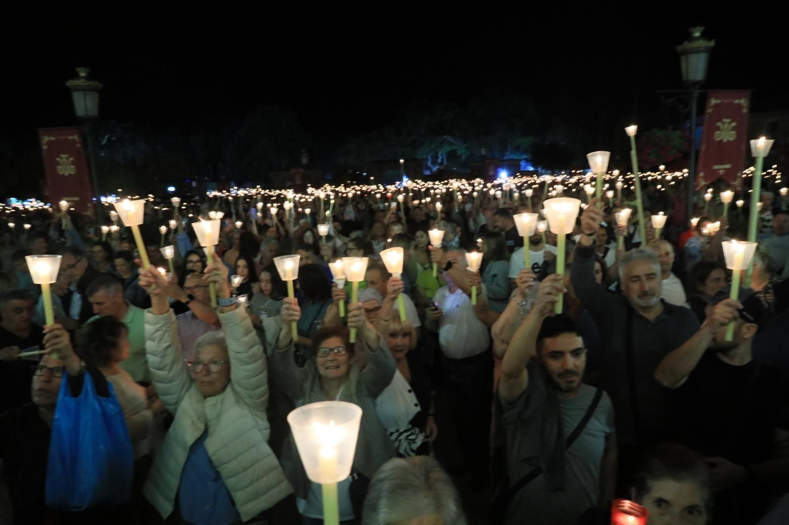 Galería | Un mar de luces iluminó el Santuario de Nosa Señora dos Milagros