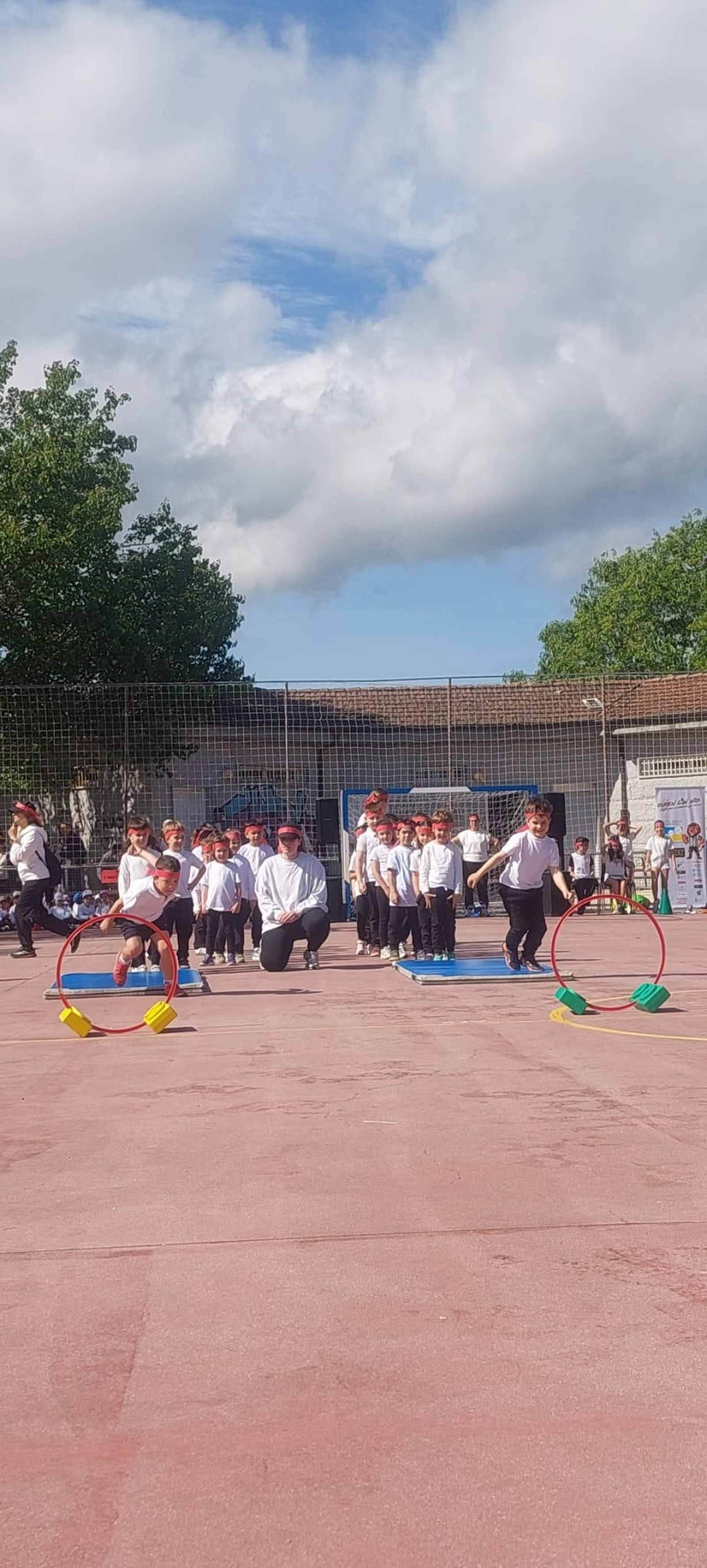 Día da Educación Física na rúa no colexio de Seixalbo