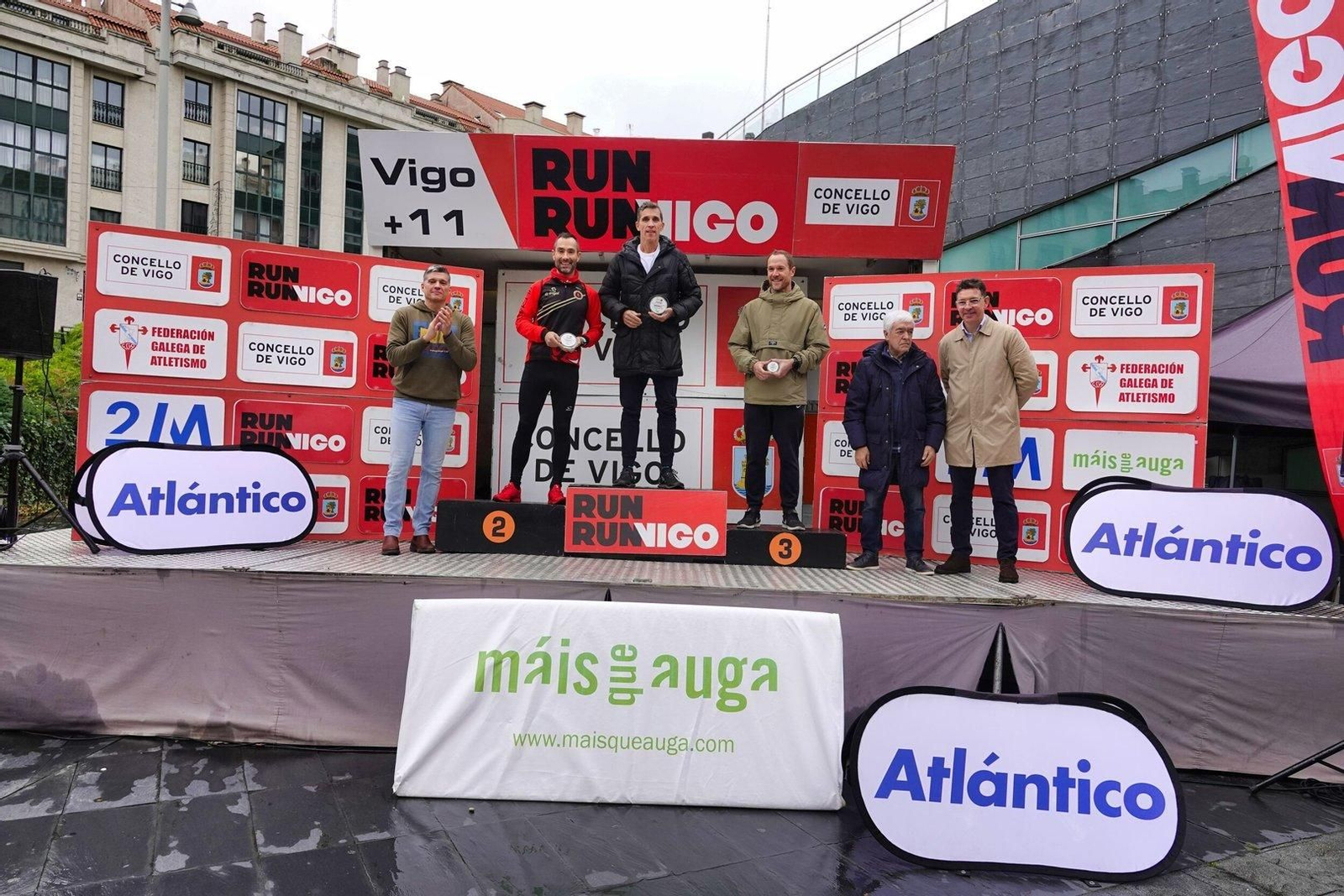 Premios de la carrera Vigo+11 en Coia.