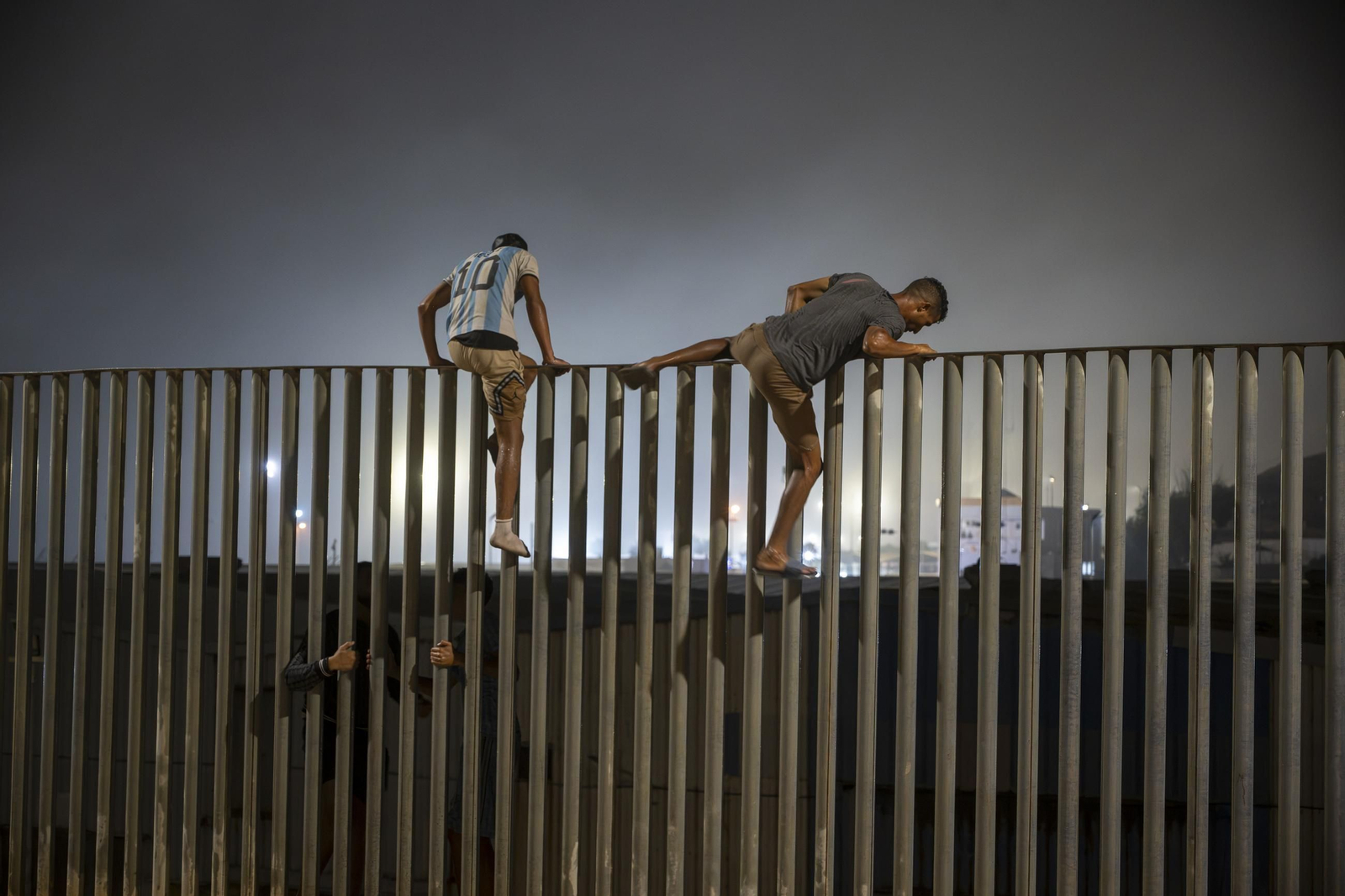Galería | Llegada masiva de inmigrantes a Ceuta desde Marruecos