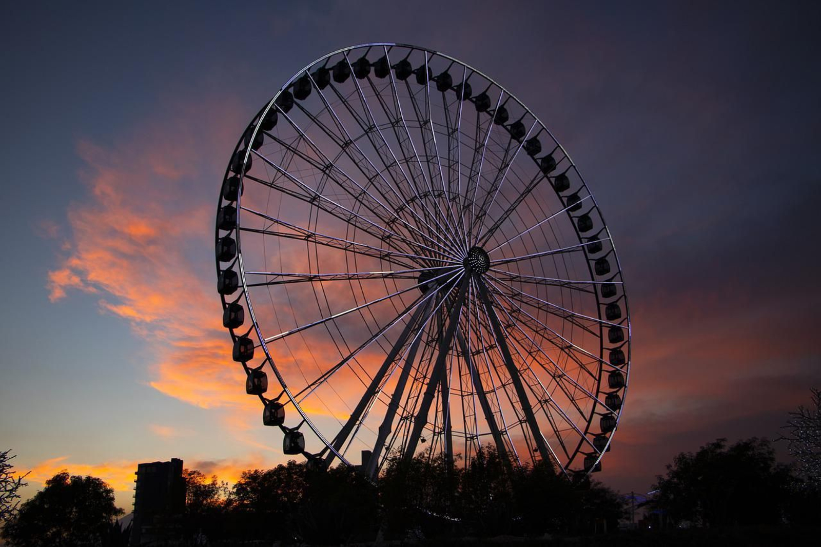Una noria (PIXABAY).