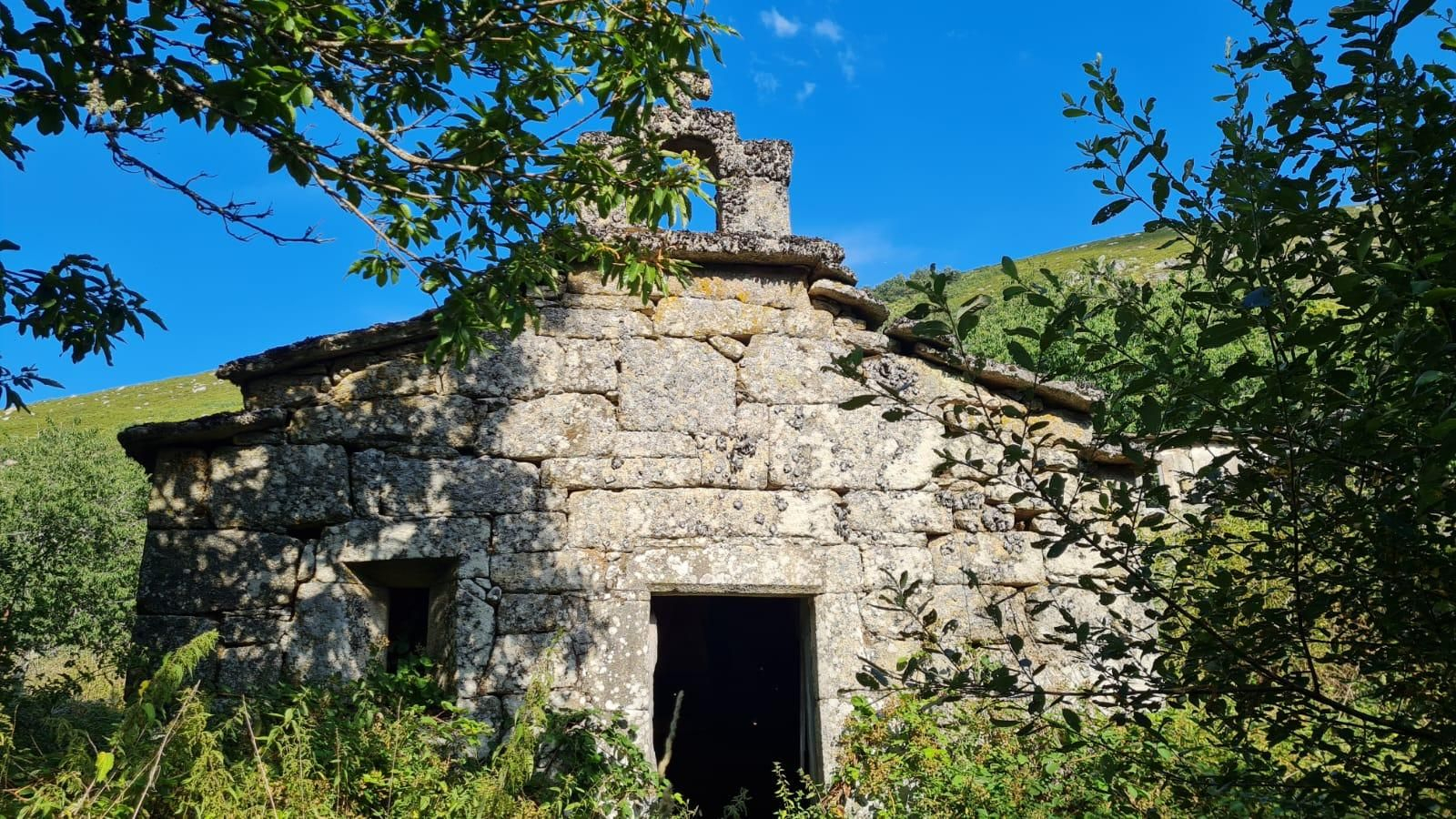 Aldea abandonada de Prada