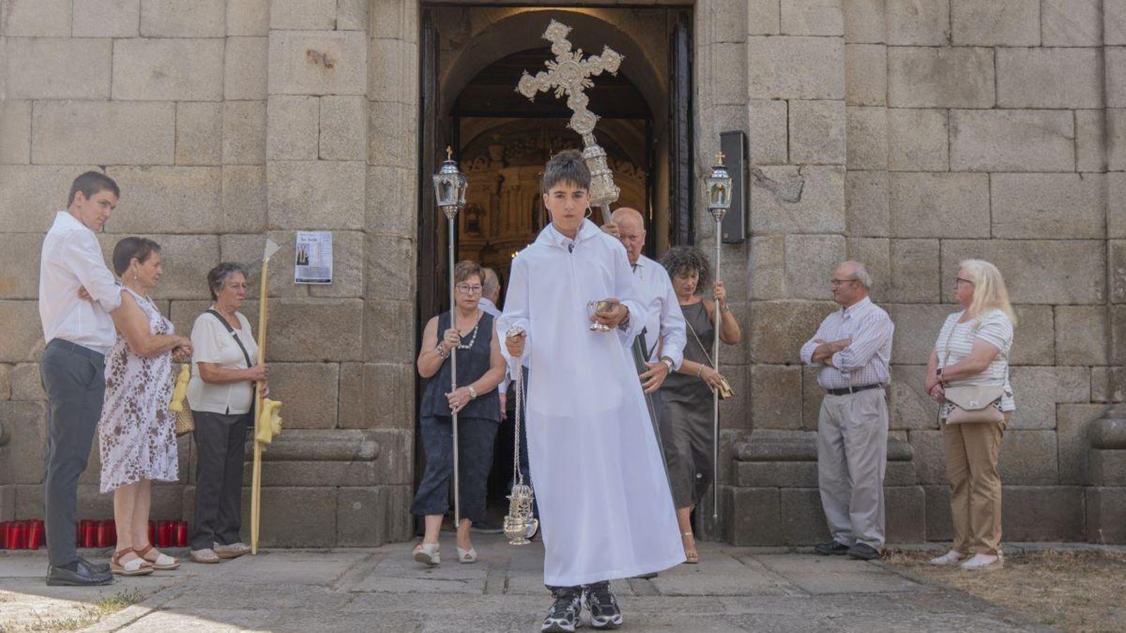 Participando desde jóvenes en la procesión del San Bieito.