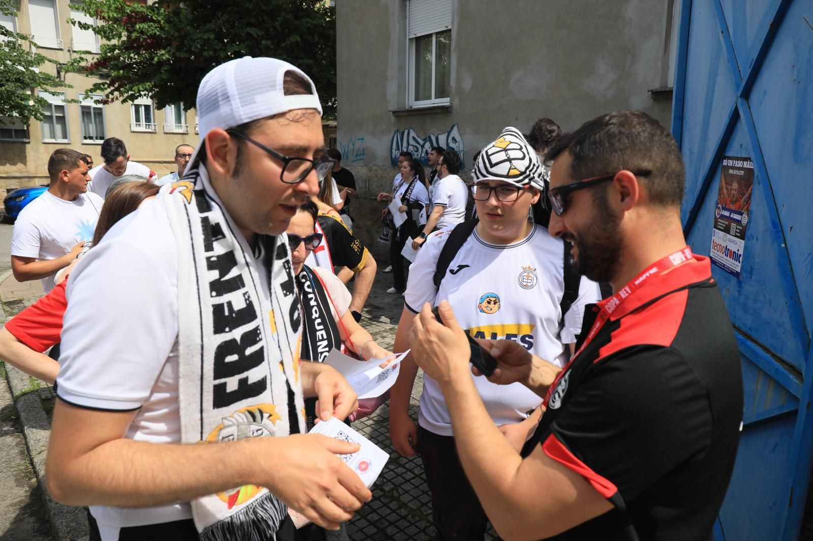 Galería | La UD Ourense quiere llegar a Primera Federación y la afición se vuelca con el equipo en O Couto